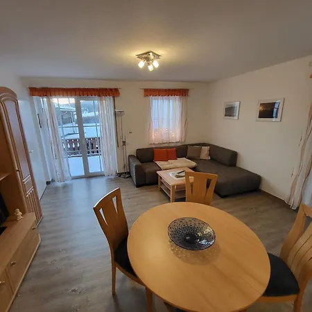 Haus Am Berg - Grosses Haus Mit Sauna Fuer Bis Zu 10 Personen Unweit Vom Skihang Nyaraló *