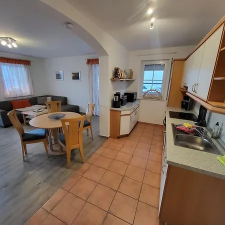 Nyaraló Haus Am Berg - Grosses Haus Mit Sauna Fuer Bis Zu 10 Personen Unweit Vom Skihang