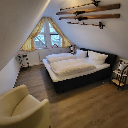 Haus Am Berg - Grosses Haus Mit Sauna Fuer Bis Zu 10 Personen Unweit Vom Skihang Oberwiesenthal