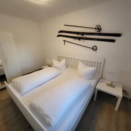 Haus Am Berg - Grosses Haus Mit Sauna Fuer Bis Zu 10 Personen Unweit Vom Skihang *