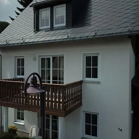 Haus Am Berg - Grosses Haus Mit Sauna Fuer Bis Zu 10 Personen Unweit Vom Skihang Oberwiesenthal