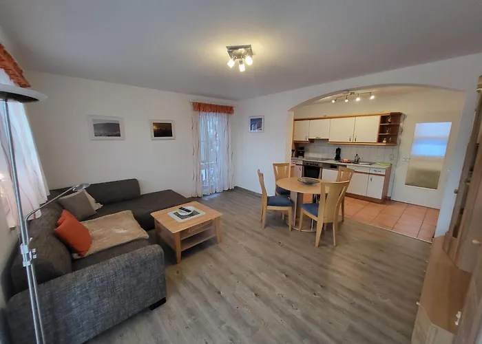 Haus Am Berg - Grosses Haus Mit Sauna Fuer Bis Zu 10 Personen Unweit Vom Skihang بيت للعطل *